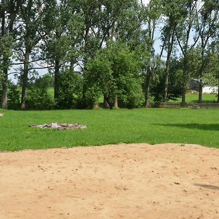 Хостел Teichcamp Grosshartmannsdorf Экстерьер фото