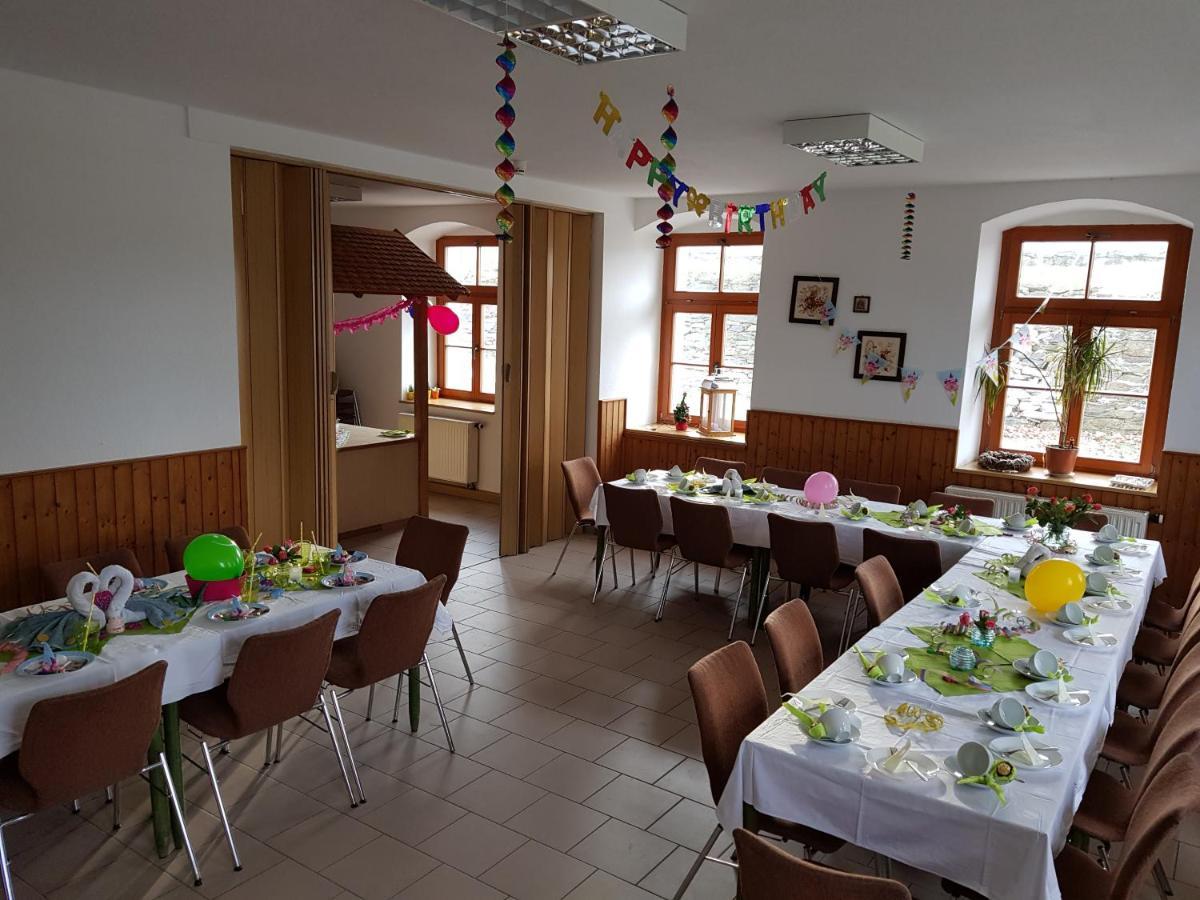 Хостел Teichcamp Grosshartmannsdorf Экстерьер фото